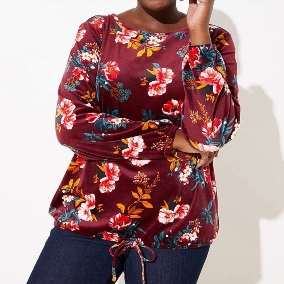 LOFT Tops - 🌸 2/$25 NWT Maroon Red Loft Plus Floral Velour Crewneck Pullover Top
